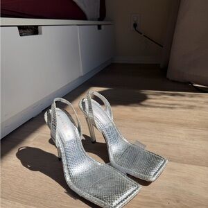 Good American Metallic Silver Heels